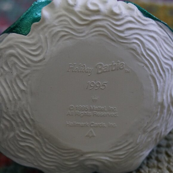 Vintage 1995 NEW IN BOX "Holiday Barbie" Hallmark Keepsake Ornament - Picture 7 of 9
